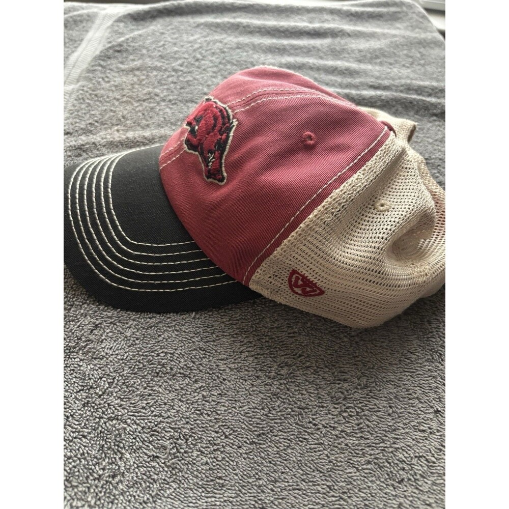 Arkansas Razorbacks Cap - Picture 2 of 6